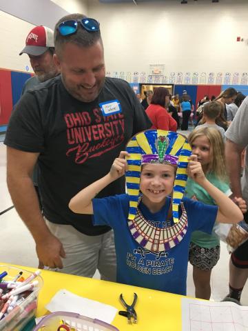 Arabic Art Station at STEAM Family Fun Night and an Arabic Club