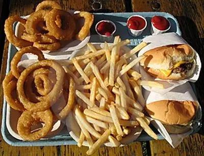 Students will do actions to show the food which they heard from teacher. Students will sing the song of “What food do you like to eat?”. Students will ss do a research about the food the like and don’t like.